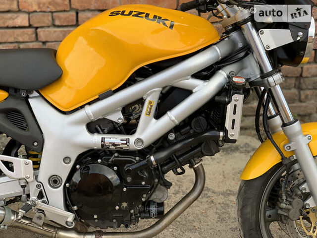 Желтый Сузуки SV 650, объемом двигателя 0.65 л и пробегом 23 тыс. км за 3000 $, фото 51 на Automoto.ua