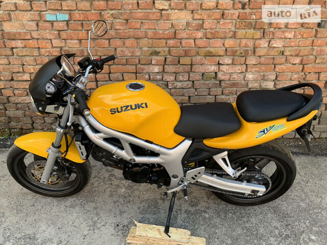 Желтый Сузуки SV 650, объемом двигателя 0.65 л и пробегом 23 тыс. км за 3000 $, фото 7 на Automoto.ua