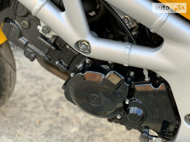 Желтый Сузуки SV 650, объемом двигателя 0.65 л и пробегом 23 тыс. км за 3000 $, фото 37 на Automoto.ua