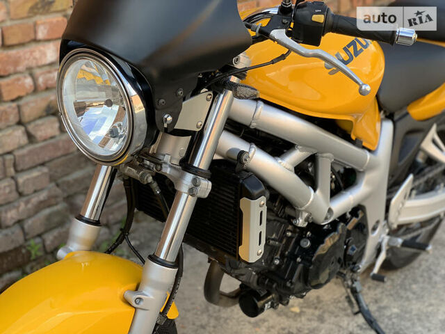 Желтый Сузуки SV 650, объемом двигателя 0.65 л и пробегом 23 тыс. км за 3000 $, фото 26 на Automoto.ua