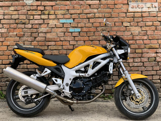 Желтый Сузуки SV 650, объемом двигателя 0.65 л и пробегом 23 тыс. км за 3000 $, фото 11 на Automoto.ua
