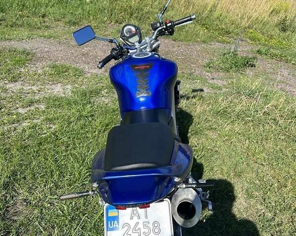 Синий Сузуки SV 650, объемом двигателя 0.65 л и пробегом 39 тыс. км за 4000 $, фото 1 на Automoto.ua