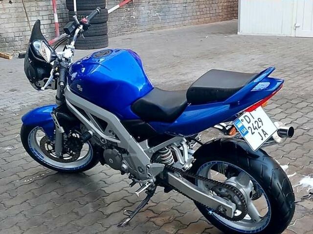 Синій Сузукі SV 650, об'ємом двигуна 0.65 л та пробігом 72 тис. км за 3500 $, фото 6 на Automoto.ua