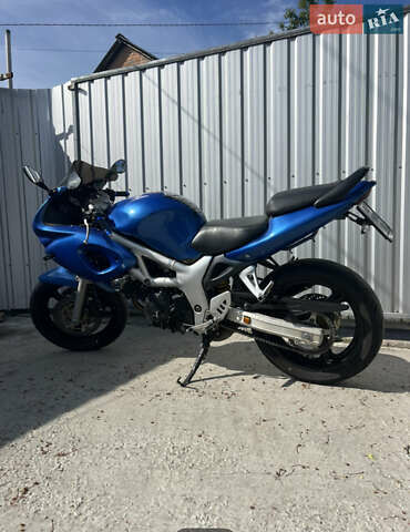 Синий Сузуки SV 650, объемом двигателя 0.65 л и пробегом 57 тыс. км за 3000 $, фото 2 на Automoto.ua