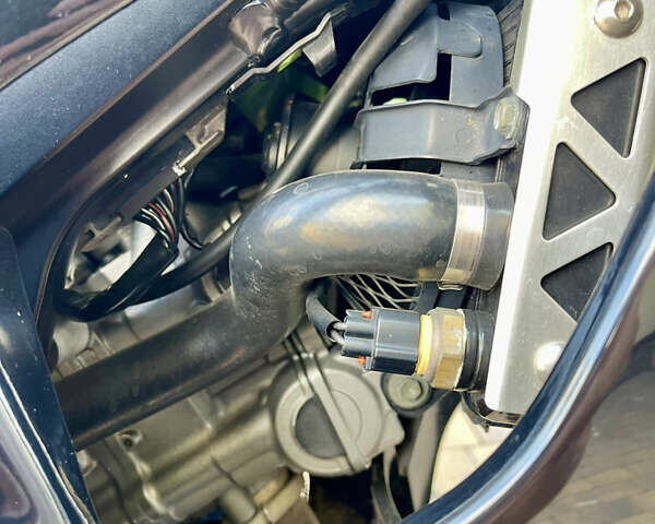 Черный Сузуки SV 650S, объемом двигателя 0 л и пробегом 35 тыс. км за 4700 $, фото 11 на Automoto.ua