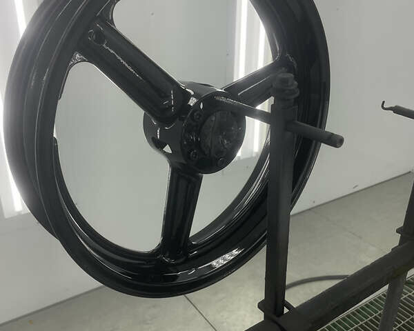 Черный Сузуки SV 650S, объемом двигателя 0.65 л и пробегом 54 тыс. км за 3700 $, фото 8 на Automoto.ua