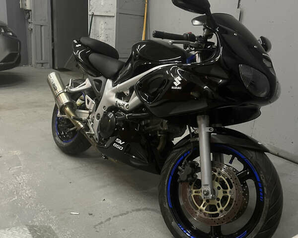 Черный Сузуки SV 650S, объемом двигателя 0.65 л и пробегом 54 тыс. км за 3700 $, фото 3 на Automoto.ua