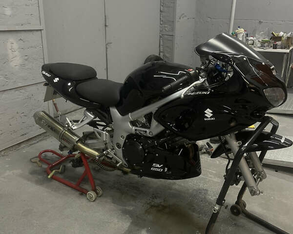 Черный Сузуки SV 650S, объемом двигателя 0.65 л и пробегом 54 тыс. км за 3700 $, фото 6 на Automoto.ua