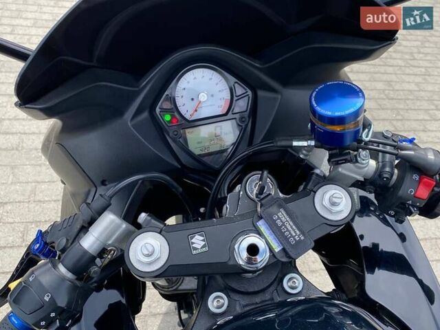 Черный Сузуки SV 650S, объемом двигателя 0.65 л и пробегом 25 тыс. км за 4900 $, фото 9 на Automoto.ua