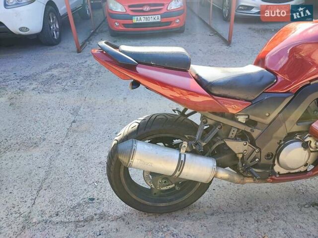Красный Сузуки SV 650S, объемом двигателя 0.65 л и пробегом 80 тыс. км за 4500 $, фото 4 на Automoto.ua