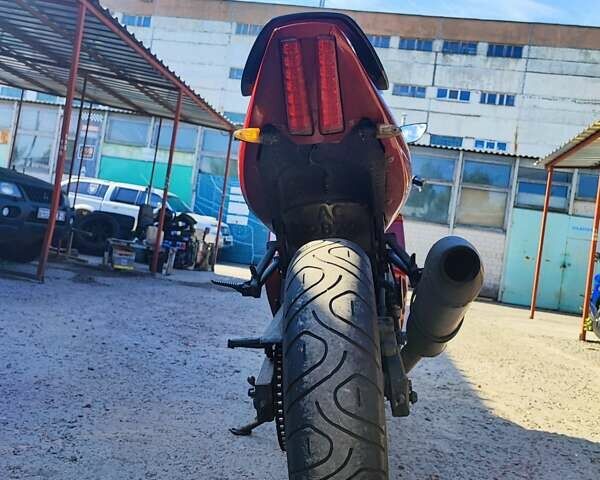 Красный Сузуки SV 650S, объемом двигателя 0.65 л и пробегом 80 тыс. км за 4500 $, фото 2 на Automoto.ua