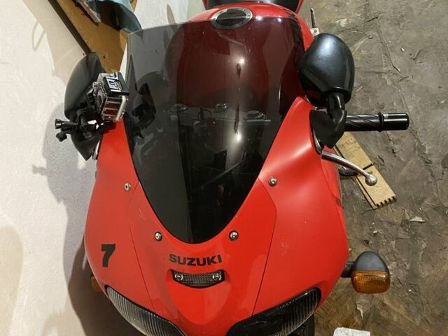 Сузуки SV 650S, объемом двигателя 0.65 л и пробегом 0 тыс. км за 4000 $, фото 1 на Automoto.ua