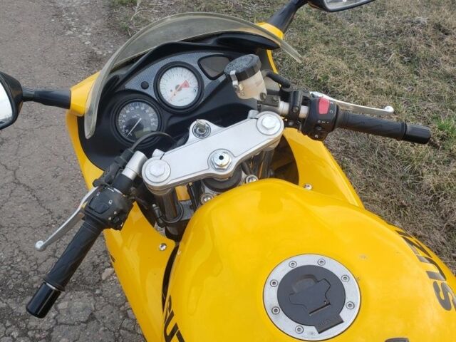 Сузуки SV 650S, объемом двигателя 0.65 л и пробегом 0 тыс. км за 3000 $, фото 1 на Automoto.ua
