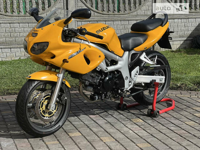 Желтый Сузуки SV 650S, объемом двигателя 0 л и пробегом 27 тыс. км за 3300 $, фото 27 на Automoto.ua