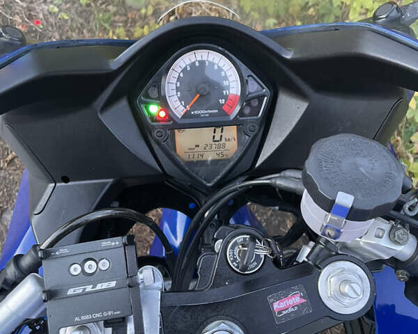 Синий Сузуки SV 650S, объемом двигателя 0.65 л и пробегом 28 тыс. км за 3299 $, фото 6 на Automoto.ua