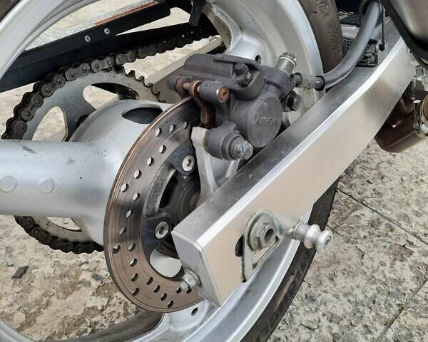 Синий Сузуки SV 650S, объемом двигателя 0.65 л и пробегом 20 тыс. км за 3499 $, фото 20 на Automoto.ua