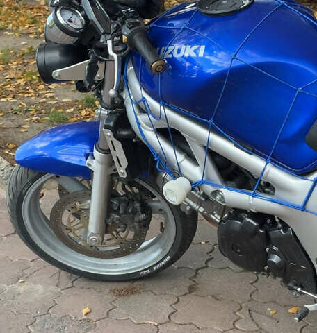 Синий Сузуки SV 650S, объемом двигателя 0.65 л и пробегом 32 тыс. км за 3500 $, фото 5 на Automoto.ua