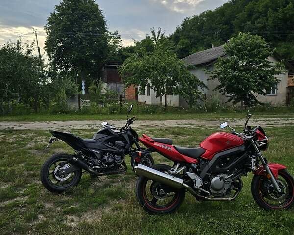 Красный Сузуки SV 650SF, объемом двигателя 0.65 л и пробегом 27 тыс. км за 3500 $, фото 11 на Automoto.ua