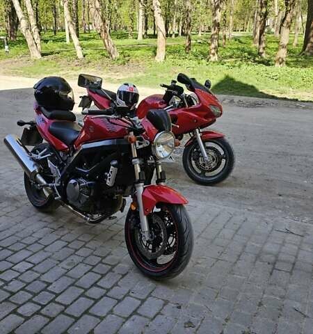 Красный Сузуки SV 650SF, объемом двигателя 0.65 л и пробегом 27 тыс. км за 3500 $, фото 8 на Automoto.ua
