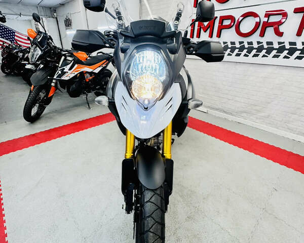 Білий Сузукі V-Strom 1000, об'ємом двигуна 1 л та пробігом 19 тис. км за 9000 $, фото 18 на Automoto.ua