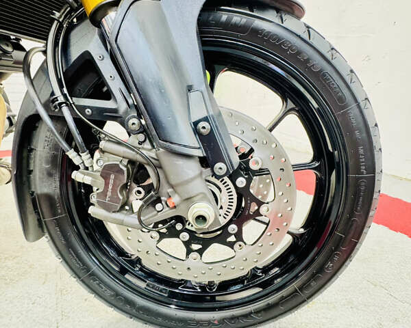 Білий Сузукі V-Strom 1000, об'ємом двигуна 1 л та пробігом 19 тис. км за 9000 $, фото 7 на Automoto.ua