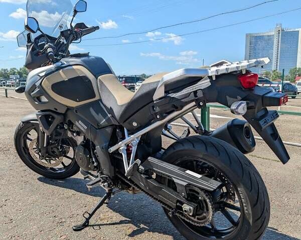 Бежевый Сузуки V-Strom 1000, объемом двигателя 1 л и пробегом 27 тыс. км за 8499 $, фото 7 на Automoto.ua