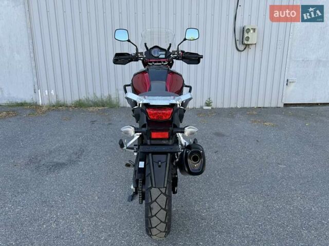 Сузуки V-Strom 1000 2016 в Днепре (Днепропетровске) на Automoto.ua Красный Сузуки V-Strom 1000, объемом двигателя 0 л и пробегом 14 тыс. км за 9300 $, фото 4 на Automoto.ua