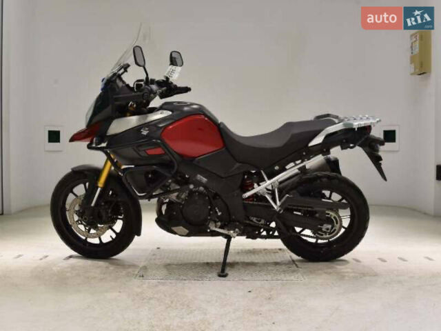 Красный Сузуки V-Strom 1000, объемом двигателя 1 л и пробегом 19 тыс. км за 8700 $, фото 2 на Automoto.ua