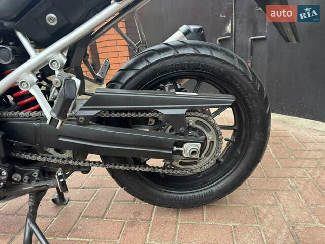 Сузуки V-Strom 1000, объемом двигателя 0 л и пробегом 20 тыс. км за 8500 $, фото 9 на Automoto.ua