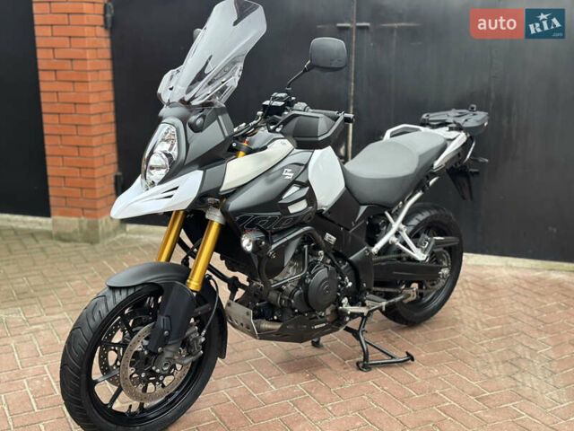 Сузуки V-Strom 1000, объемом двигателя 0 л и пробегом 20 тыс. км за 8500 $, фото 3 на Automoto.ua
