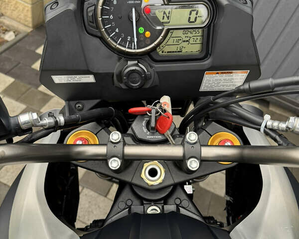 Сузуки V-Strom 1000, объемом двигателя 1 л и пробегом 4 тыс. км за 9200 $, фото 11 на Automoto.ua
