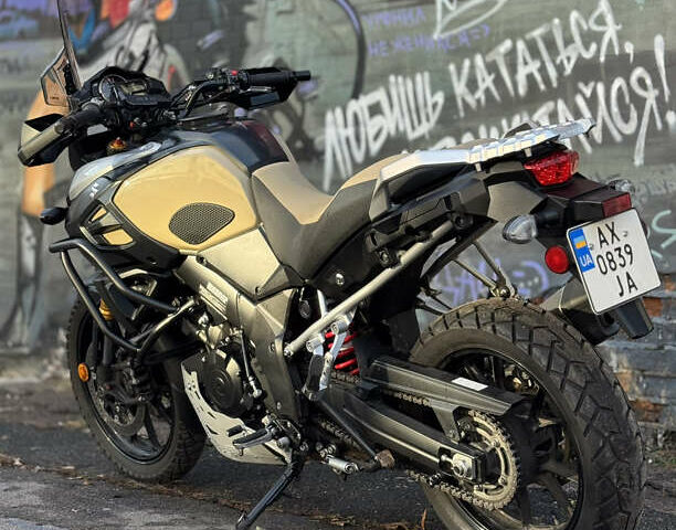 Сузуки V-Strom 1000, объемом двигателя 0 л и пробегом 13 тыс. км за 10000 $, фото 3 на Automoto.ua