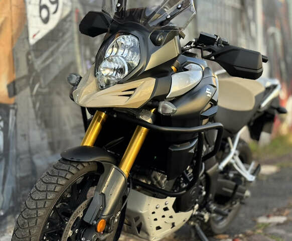 Сузуки V-Strom 1000, объемом двигателя 0 л и пробегом 13 тыс. км за 10000 $, фото 5 на Automoto.ua