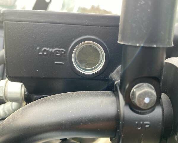 Жовтий Сузукі V-Strom 1000, об'ємом двигуна 1 л та пробігом 17 тис. км за 12000 $, фото 5 на Automoto.ua