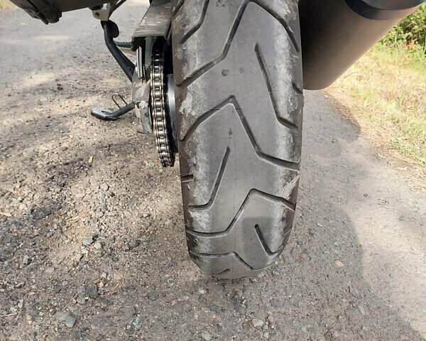 Серый Сузуки V-Strom 1000, объемом двигателя 0 л и пробегом 55 тыс. км за 9000 $, фото 7 на Automoto.ua