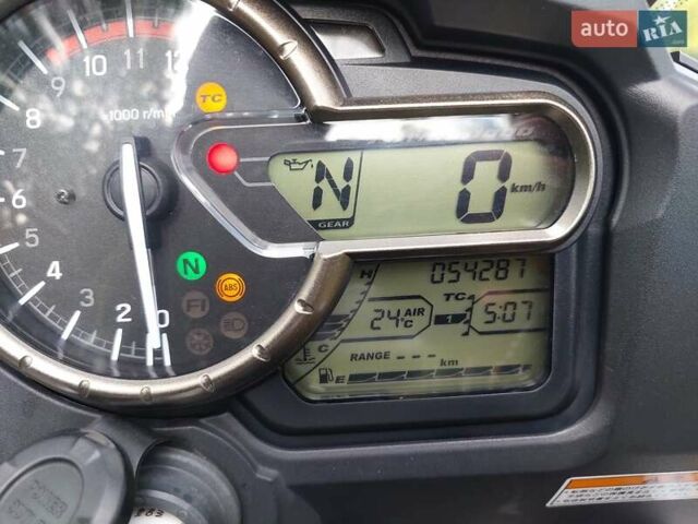 Серый Сузуки V-Strom 1000, объемом двигателя 0 л и пробегом 55 тыс. км за 9000 $, фото 10 на Automoto.ua