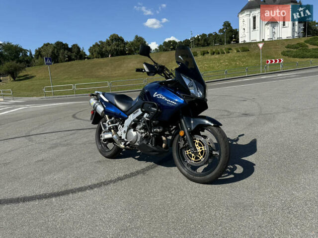 Синий Сузуки V-Strom 1000, объемом двигателя 1 л и пробегом 50 тыс. км за 5999 $, фото 2 на Automoto.ua