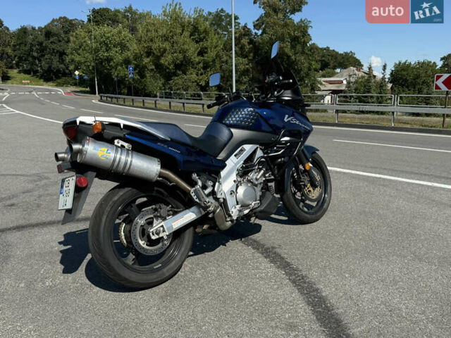 Синий Сузуки V-Strom 1000, объемом двигателя 1 л и пробегом 50 тыс. км за 5999 $, фото 4 на Automoto.ua