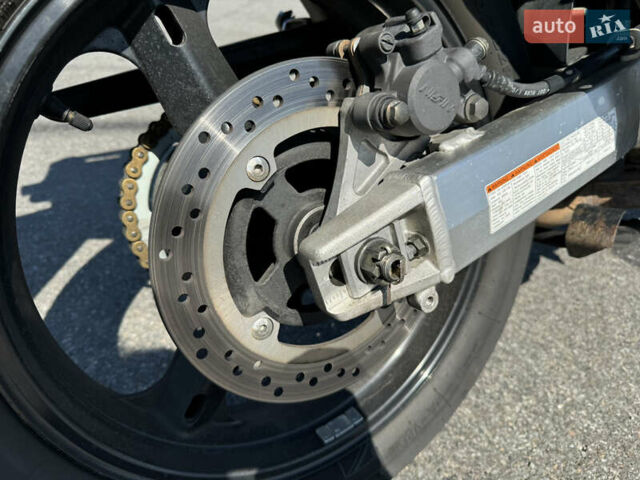 Синий Сузуки V-Strom 1000, объемом двигателя 1 л и пробегом 50 тыс. км за 5999 $, фото 10 на Automoto.ua