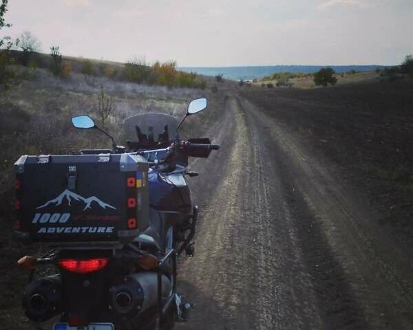 Синий Сузуки V-Strom 1000, объемом двигателя 0 л и пробегом 47 тыс. км за 5000 $, фото 2 на Automoto.ua