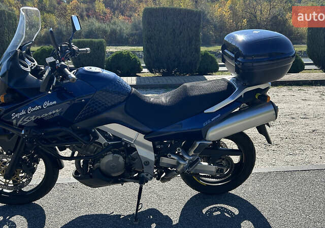 Синий Сузуки V-Strom 1000, объемом двигателя 1 л и пробегом 48 тыс. км за 4900 $, фото 6 на Automoto.ua