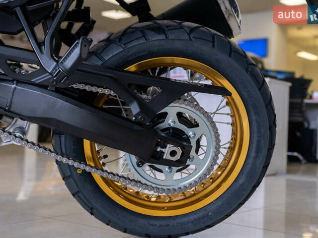 Серый Сузуки V-Strom 1050, объемом двигателя 0 л и пробегом 1 тыс. км за 12434 $, фото 9 на Automoto.ua