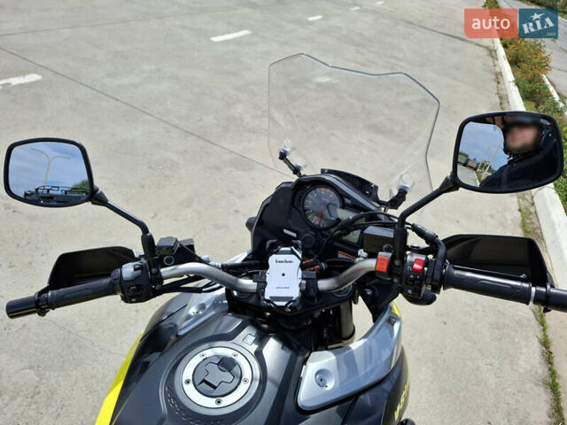 Жовтий Сузукі V-Strom 1050 DE, об'ємом двигуна 0 л та пробігом 30 тис. км за 11990 $, фото 19 на Automoto.ua