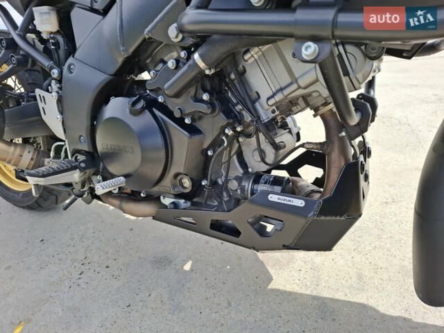 Жовтий Сузукі V-Strom 1050 DE, об'ємом двигуна 0 л та пробігом 30 тис. км за 11990 $, фото 3 на Automoto.ua