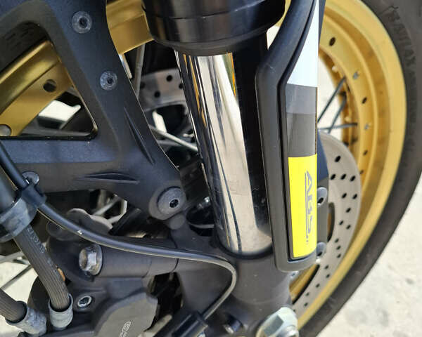 Жовтий Сузукі V-Strom 1050 DE, об'ємом двигуна 0 л та пробігом 30 тис. км за 11990 $, фото 21 на Automoto.ua