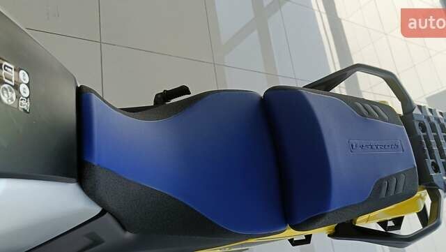 Желтый Сузуки V-Strom 1050 DE, объемом двигателя 1 л и пробегом 1 тыс. км за 15324 $, фото 14 на Automoto.ua