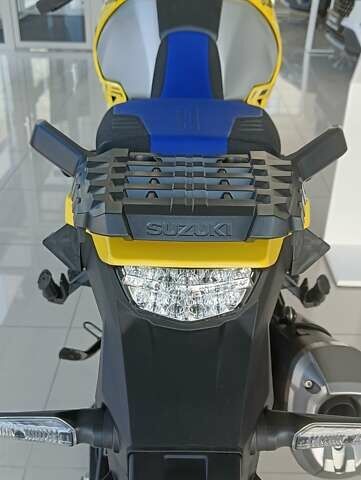 Желтый Сузуки V-Strom 1050 DE, объемом двигателя 1 л и пробегом 1 тыс. км за 15324 $, фото 7 на Automoto.ua