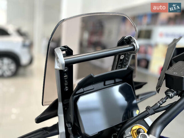 Сузуки V-Strom 1050 DE 2024 в Хмельницком на Automoto.ua Синий Сузуки V-Strom 1050 DE, объемом двигателя 0 л и пробегом 1 тыс. км за 15441 $, фото 15 на Automoto.ua