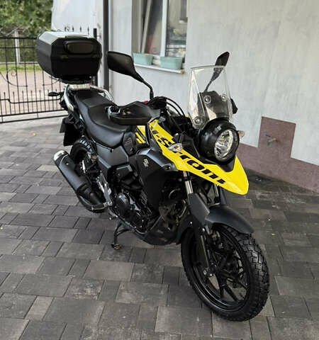 Чорний Сузукі V-Strom 250, об'ємом двигуна 0.25 л та пробігом 6 тис. км за 4500 $, фото 1 на Automoto.ua