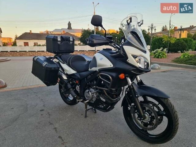 Білий Сузукі V-Strom 650, об'ємом двигуна 0.65 л та пробігом 31 тис. км за 6950 $, фото 17 на Automoto.ua